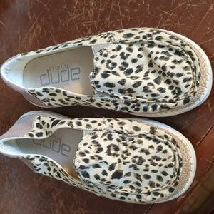 Hey Dude Animal print